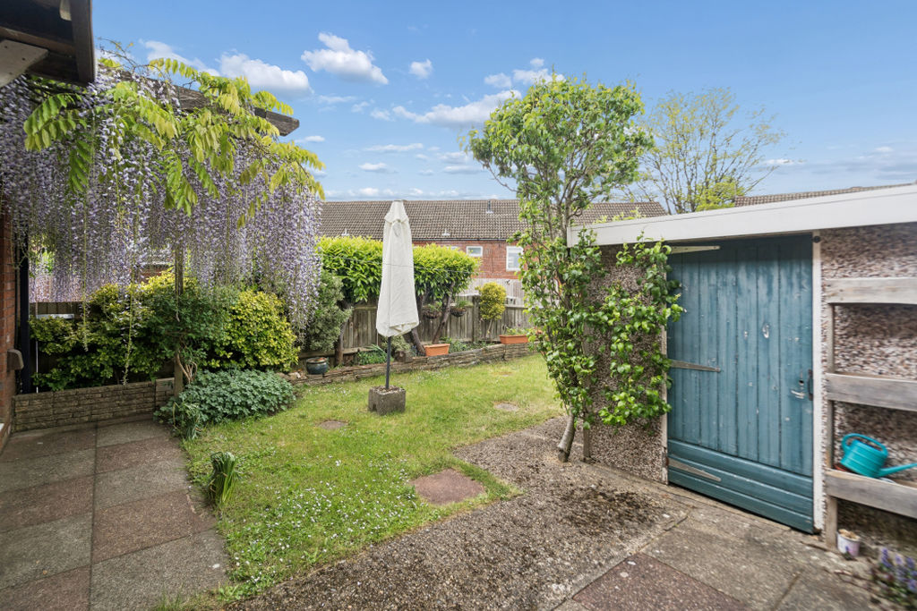 Deacon Close